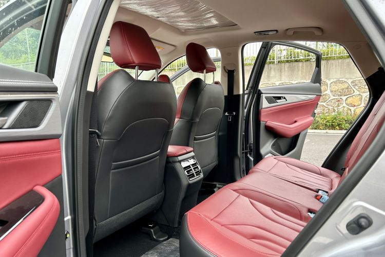 Used CHANGAN CS85 COUPE 2023 1.5T DCT Luxury Version Left Rear Seat
