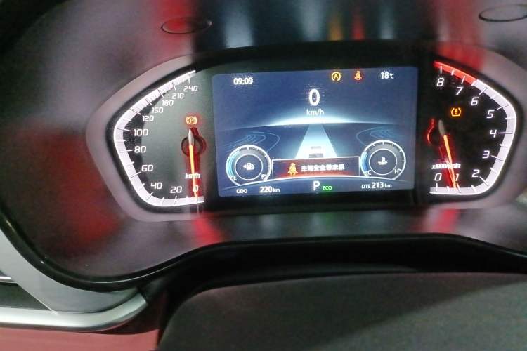 Used CHANGAN CS85 COUPE 2023 1.5T DCT Luxury Version Odometer Close Up