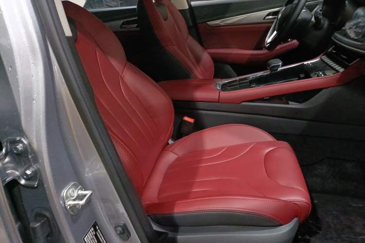 Used CHANGAN CS85 COUPE 2023 1.5T DCT Luxury Version Right Front Seat