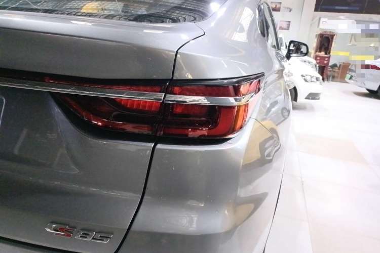 Used CHANGAN CS85 COUPE 2023 1.5T DCT Luxury Version Right Rear Taillight