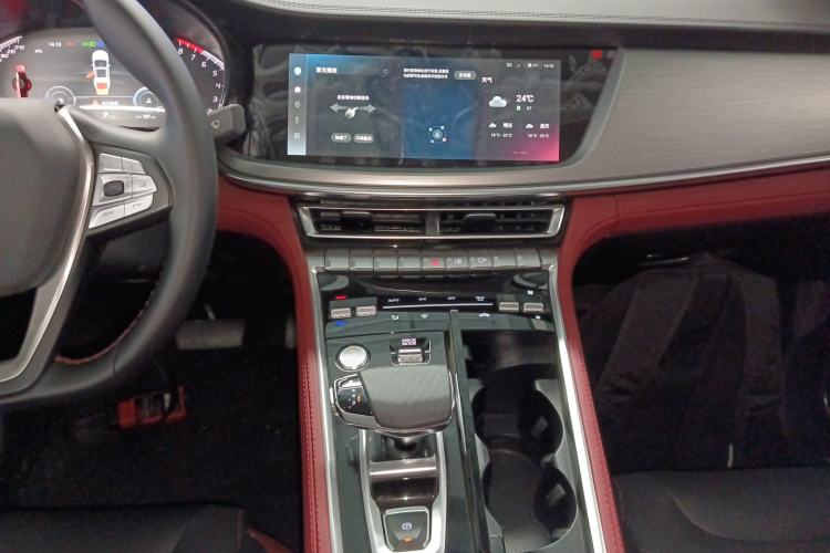 Used CHANGAN CS85 COUPE 2023 2.0T Automatic Luxury Version Audio And AC Panel