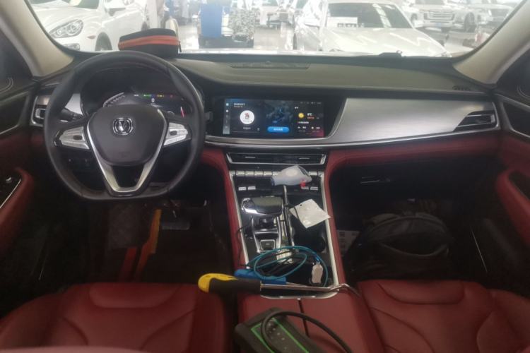 Used CHANGAN CS85 COUPE 2023 1.5T DCT Luxury Version Center Console
