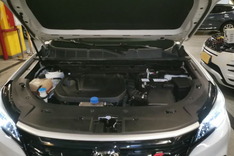 Used CHANGAN CS85 COUPE 2023 1.5T DCT Luxury Version Engine Bay