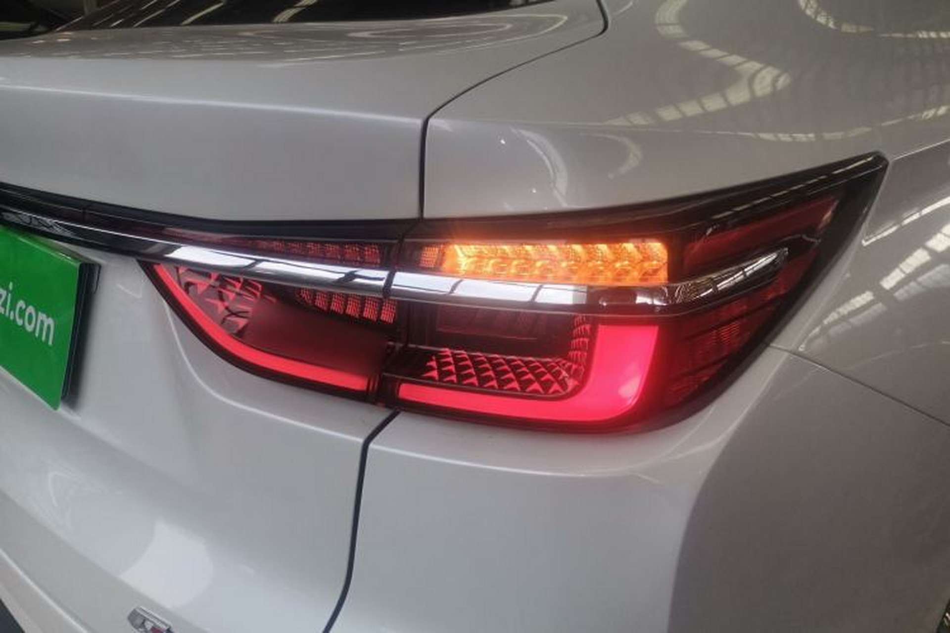 Used CHANGAN CS85 COUPE 2023 1.5T DCT Luxury Version Exterior 3