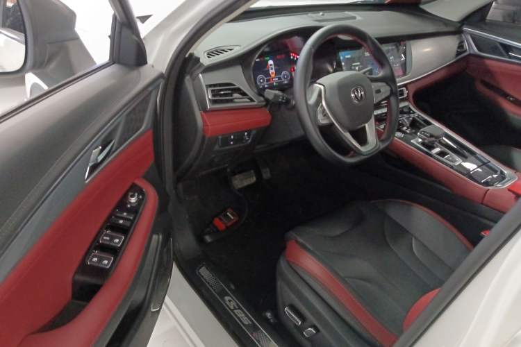 Used CHANGAN CS85 COUPE 2023 2.0T Automatic Luxury Version Interior 3