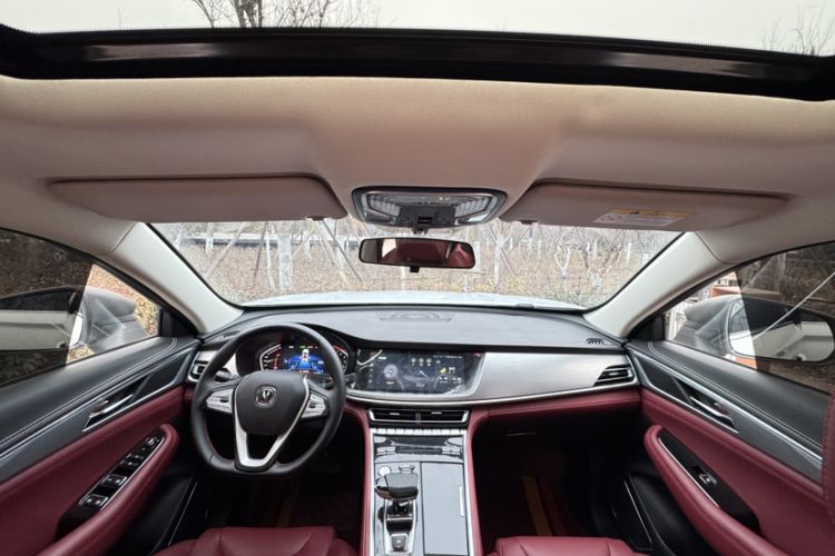 Used CHANGAN CS85 COUPE 2023 1.5T DCT Luxury Version Interior 4