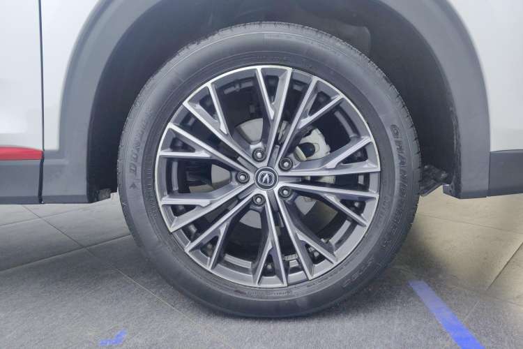 Used CHANGAN CS85 COUPE 2023 1.5T DCT Luxury Version Left Front Wheel Hub