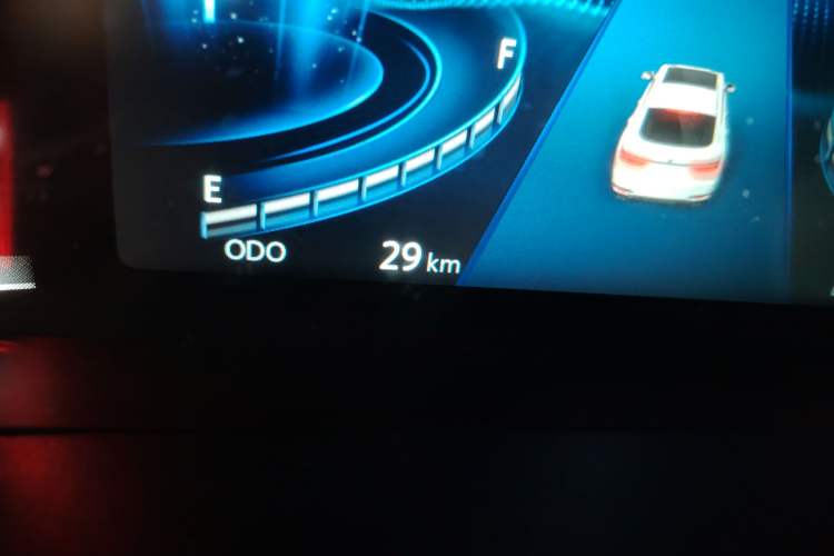 Used CHANGAN CS85 COUPE 2023 1.5T DCT Prestige Edition Odometer Close Up