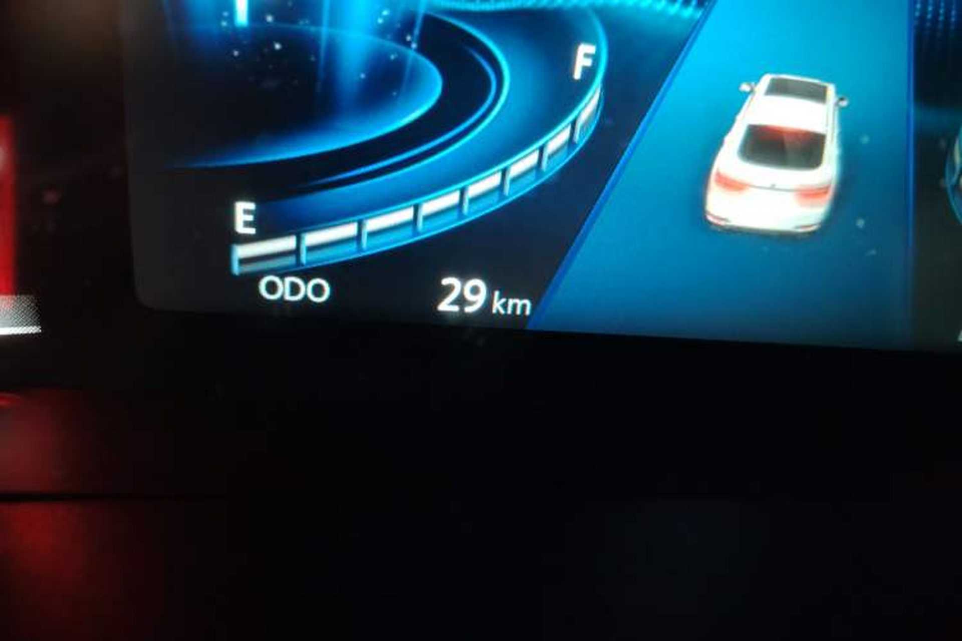 Used CHANGAN CS85 COUPE 2023 1.5T DCT Prestige Edition Odometer Close Up