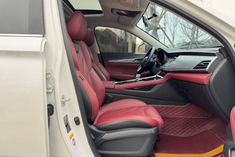 Used CHANGAN CS85 COUPE 2023 1.5T DCT Luxury Version Right Front Seat