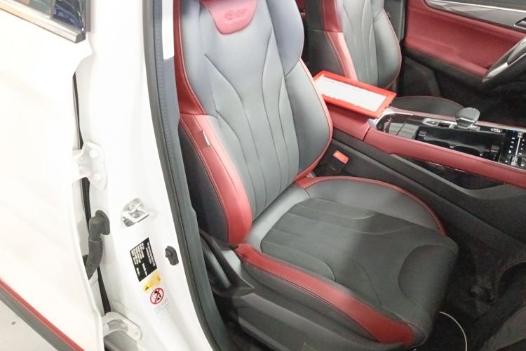 Used CHANGAN CS85 COUPE 2023 2.0T Automatic Luxury Version Right Front Seat