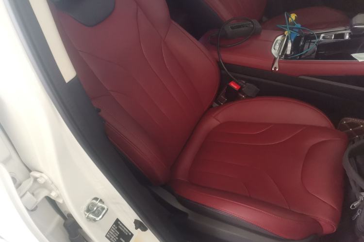 Used CHANGAN CS85 COUPE 2023 1.5T DCT Luxury Version Right Front Seat