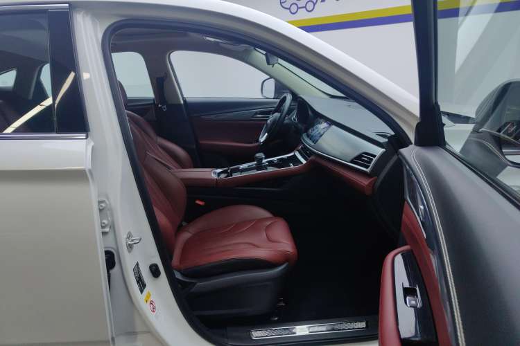 Used CHANGAN CS85 COUPE 2023 1.5T DCT Luxury Version Right Front Seat