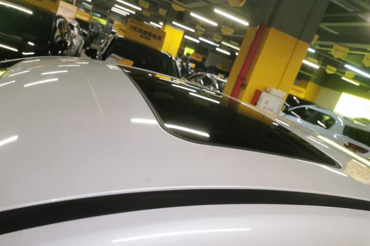 Used CHANGAN CS85 COUPE 2023 1.5T DCT Luxury Version Roof