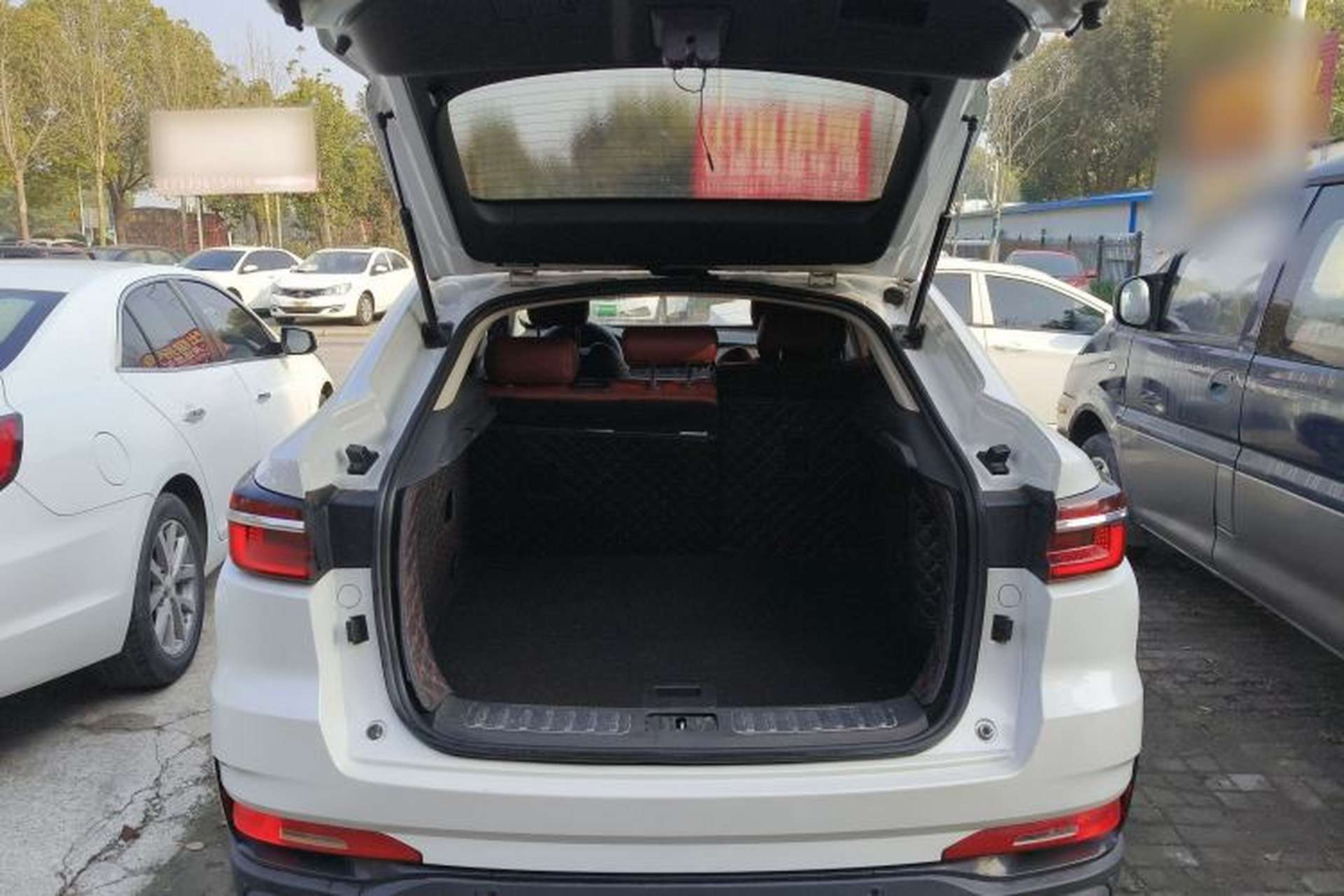 Used CHANGAN CS85 COUPE 2023 1.5T DCT Luxury Version Trunk
