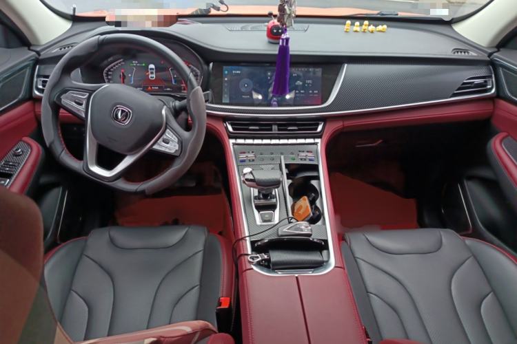Used CHANGAN CS85 COUPE 2023 1.5T DCT Prestige Edition Center Console