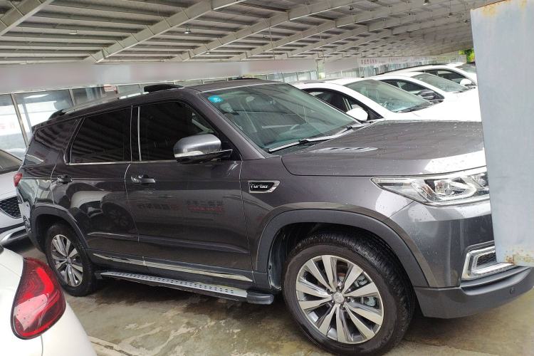 Used CHANGAN CS95 2017 2.0T Two-Wheel Drive Zhitu Edition Exterior 2