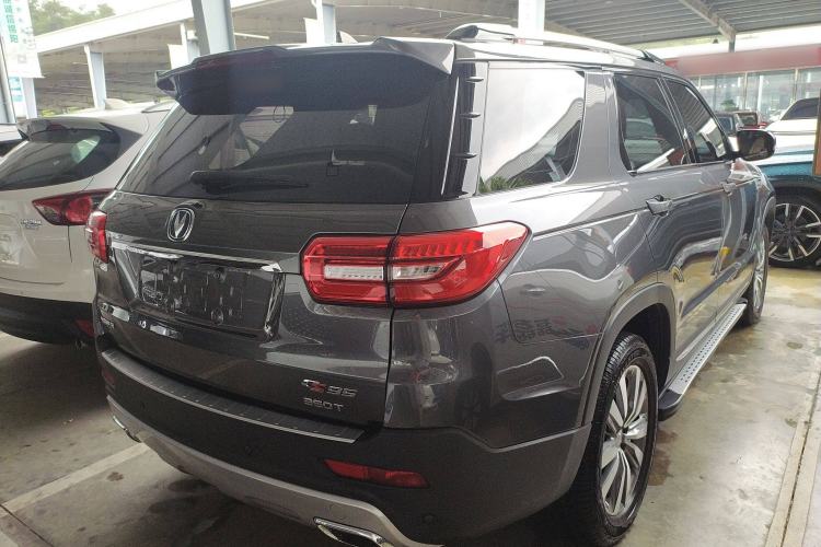 Used CHANGAN CS95 2017 2.0T Two-Wheel Drive Zhitu Edition Exterior 3