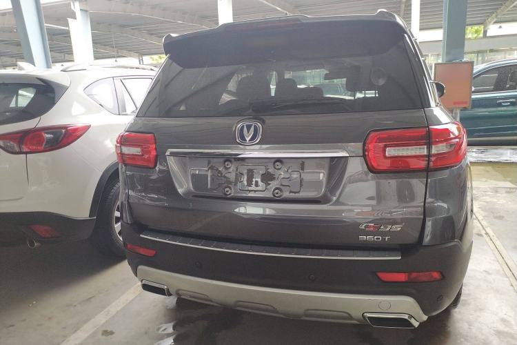 Used CHANGAN CS95 2017 2.0T Two-Wheel Drive Zhitu Edition Exterior 4