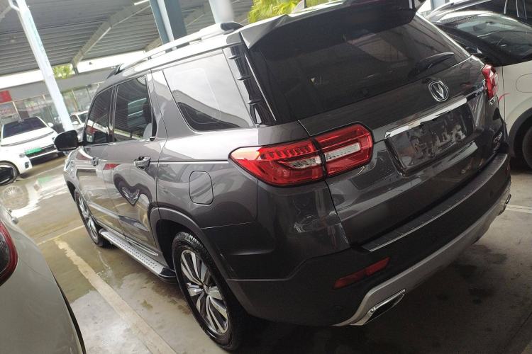 Used CHANGAN CS95 2017 2.0T Two-Wheel Drive Zhitu Edition Exterior 5