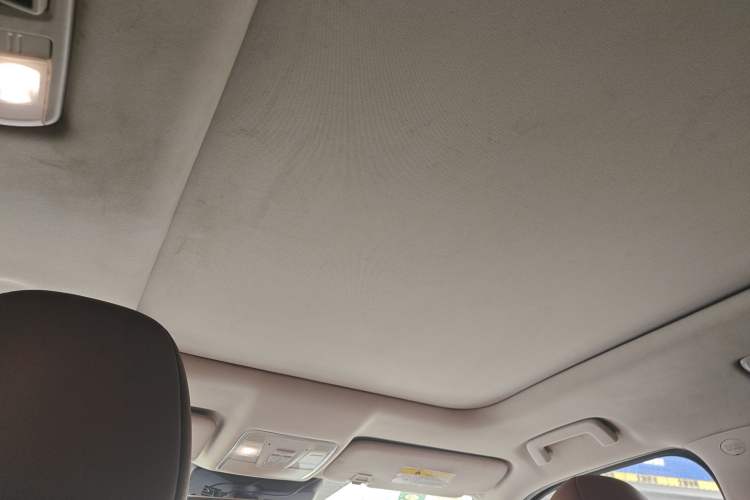 Used CHANGAN CS95 2017 2.0T Four-Wheel Drive SmartDrive Edition Headliner