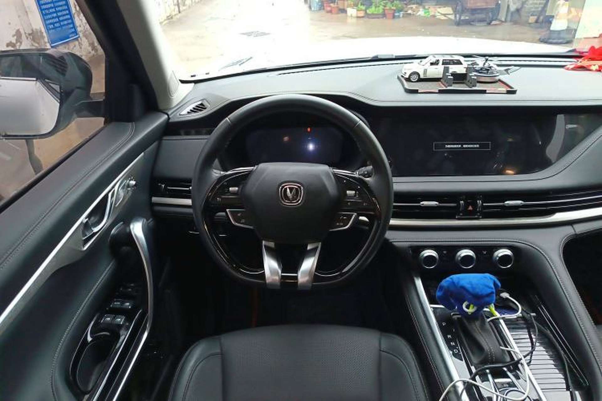 Used CHANGAN CS95 2021 2.0T Two-Wheel Drive Luxury Version Steering Wheel