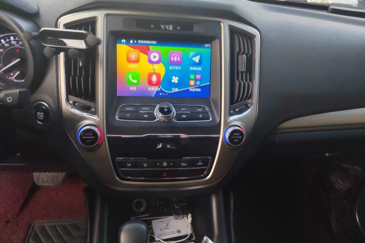 Used CHANGAN CS95 2017 2.0T Two-Wheel Drive Zhitu Edition Audio And AC Panel