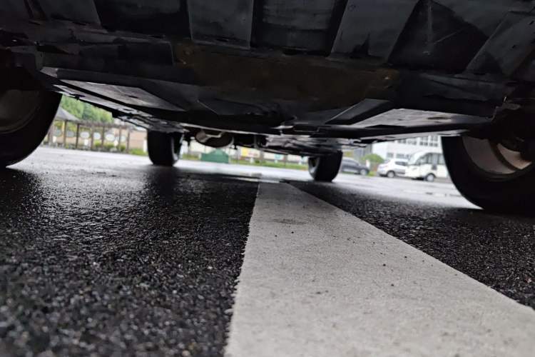 Used CHANGAN CS95 2017 2.0T Two-Wheel Drive Zhituo Edition Chassis Front