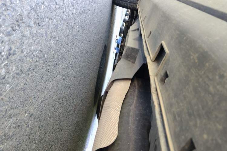 Used CHANGAN CS95 2017 2.0T Two-Wheel Drive Zhitu Edition Chassis Front Left