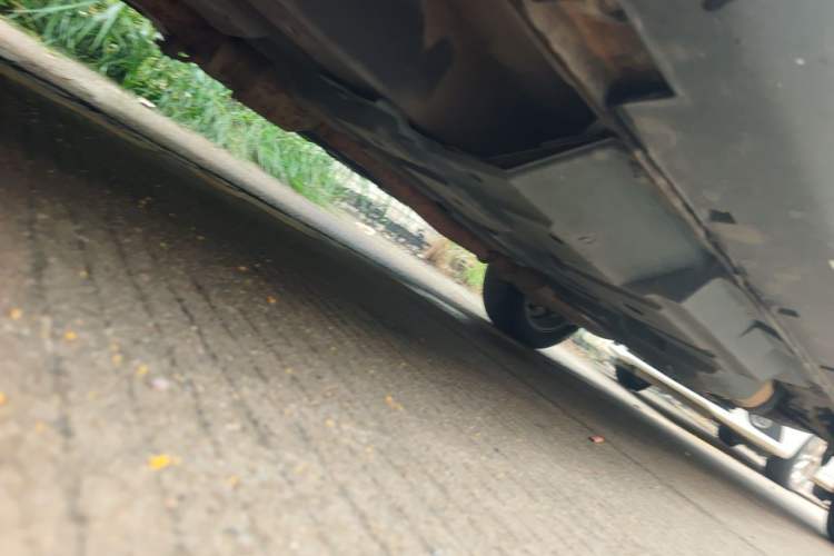 Used CHANGAN CS95 2017 2.0T Two-Wheel Drive Zhitu Edition Chassis Front Left