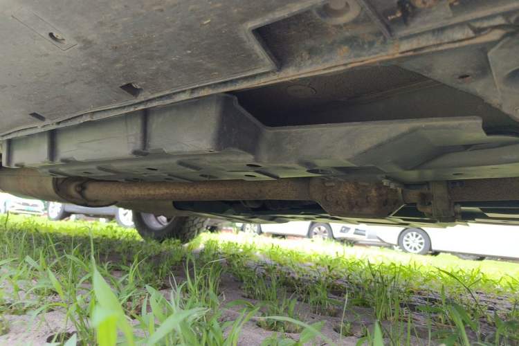 Used CHANGAN CS95 2017 2.0T Four-Wheel Drive SmartDrive Edition Chassis Front Right