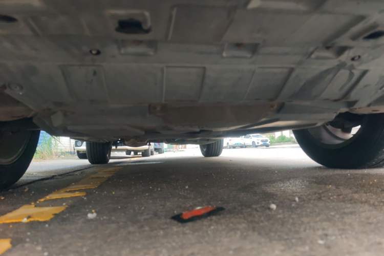Used CHANGAN CS95 2017 2.0T Two-Wheel Drive Zhitu Edition Chassis Front