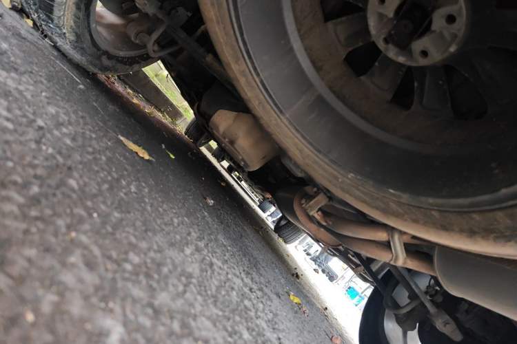 Used CHANGAN CS95 2017 2.0T Two-Wheel Drive Zhitu Edition Chassis Rear