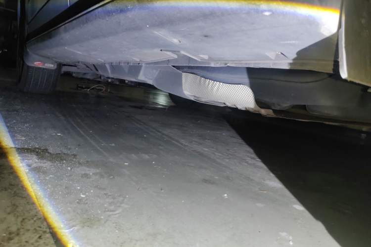 Used CHANGAN CS95 2017 2.0T Four-Wheel Drive SmartDrive Edition Chassis Rear Left