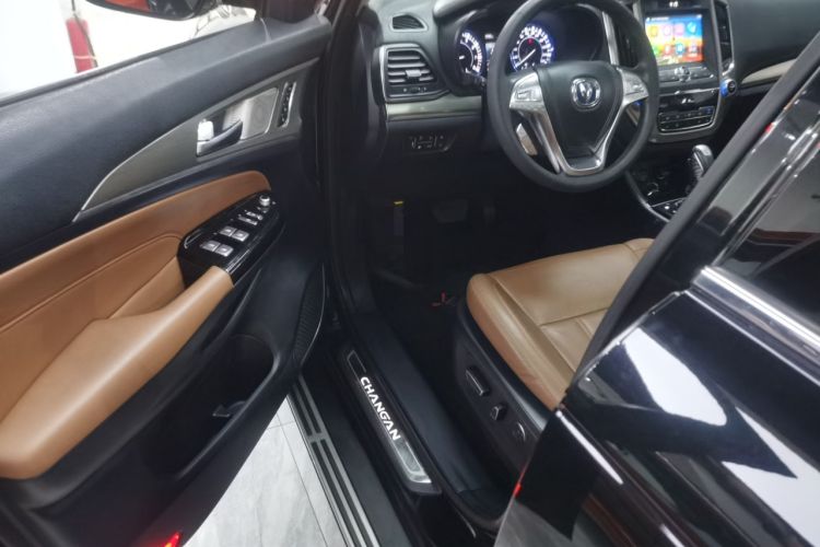 Used CHANGAN CS95 2017 2.0T Four-Wheel Drive ZhiZun Edition Driver Seat