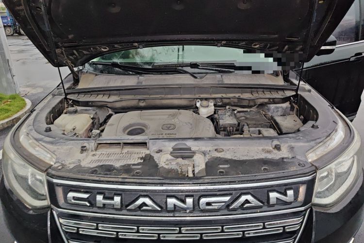 Used CHANGAN CS95 2017 2.0T Two-Wheel Drive Zhituo Edition Engine Bay