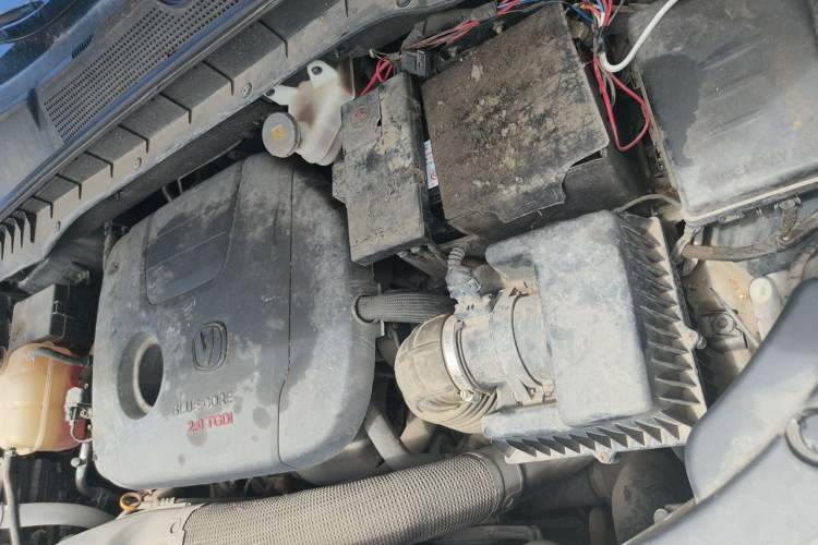 Used CHANGAN CS95 2017 2.0T Four-Wheel Drive SmartDrive Edition Engine Bay Left