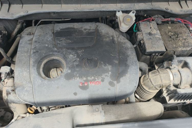 Used CHANGAN CS95 2017 2.0T Four-Wheel Drive SmartDrive Edition Engine Bay