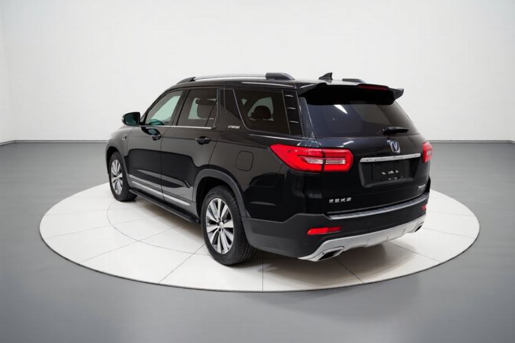 Used CHANGAN CS95 2017 2.0T Two-Wheel Drive Zhituo Edition Exterior 2