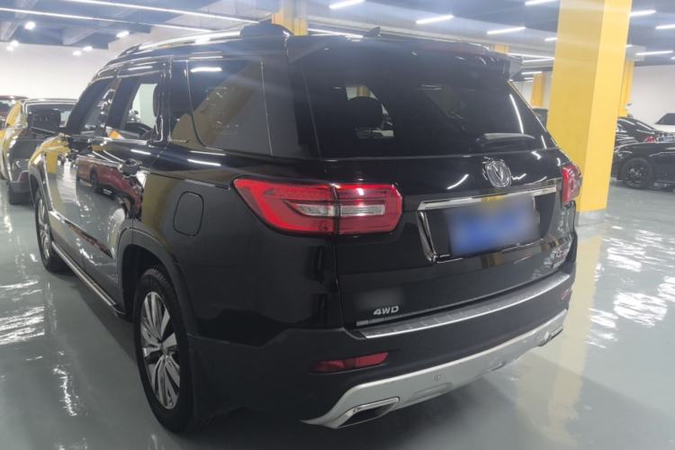 Used CHANGAN CS95 2017 2.0T Four-Wheel Drive ZhiZun Edition Exterior 4