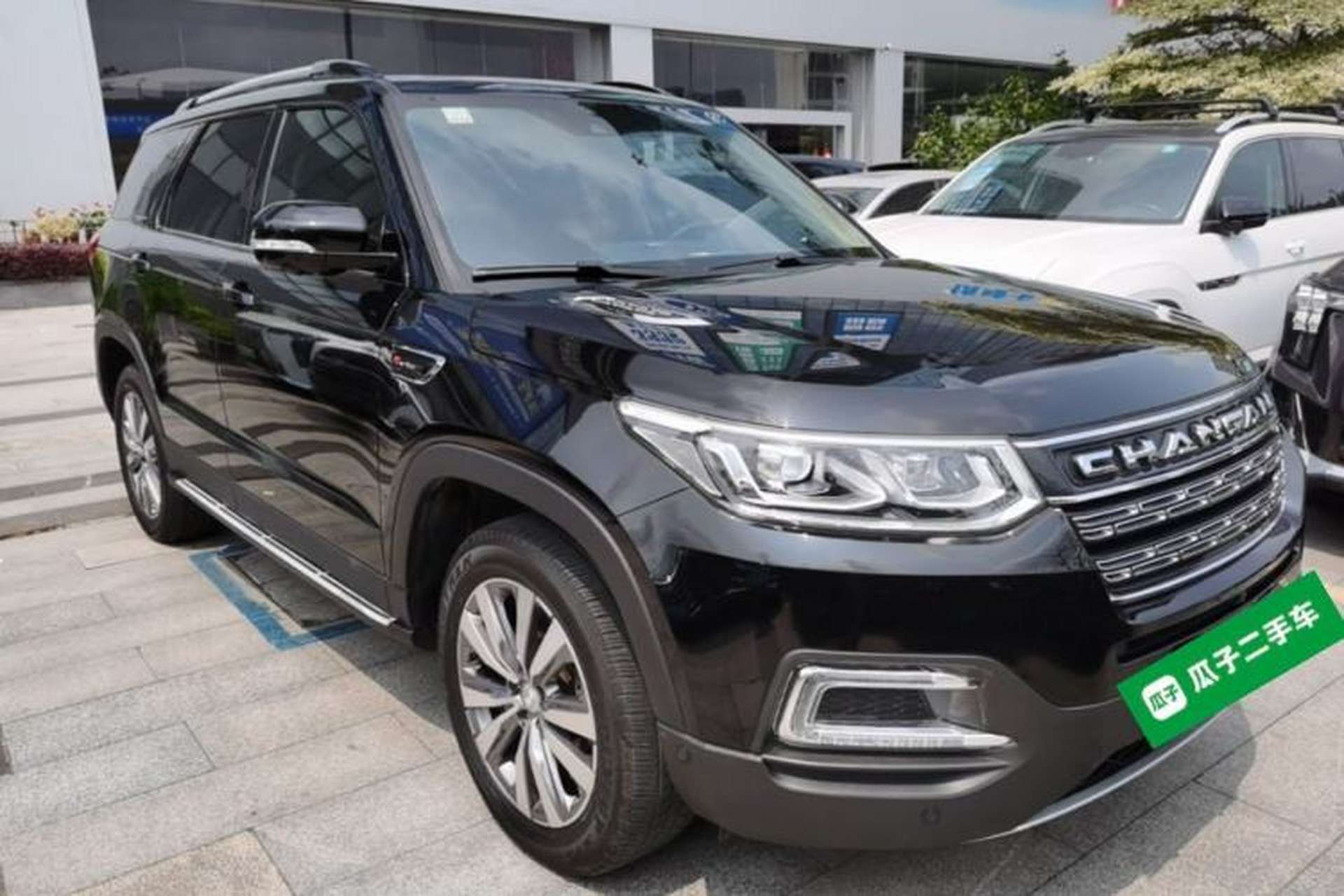 Used CHANGAN CS95 2017 2.0T Four-Wheel Drive ZhiZun Edition Front Right 45 Deg