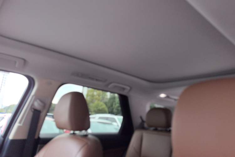 Used CHANGAN CS95 2017 2.0T Two-Wheel Drive Zhituo Edition Headliner