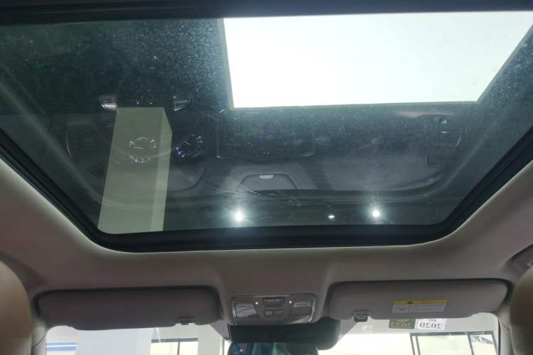 Used CHANGAN CS95 2017 2.0T Four-Wheel Drive ZhiZun Edition Headliner