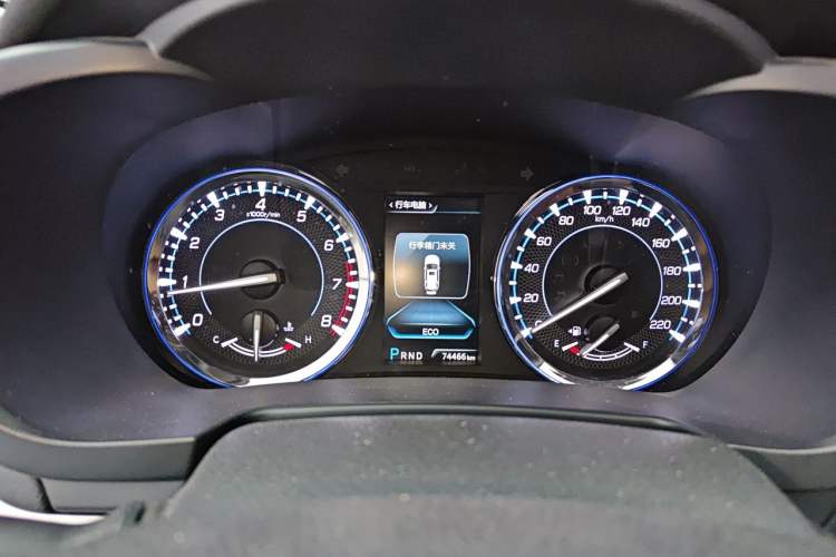 Used CHANGAN CS95 2017 2.0T Two-Wheel Drive Zhituo Edition Instrument Cluster