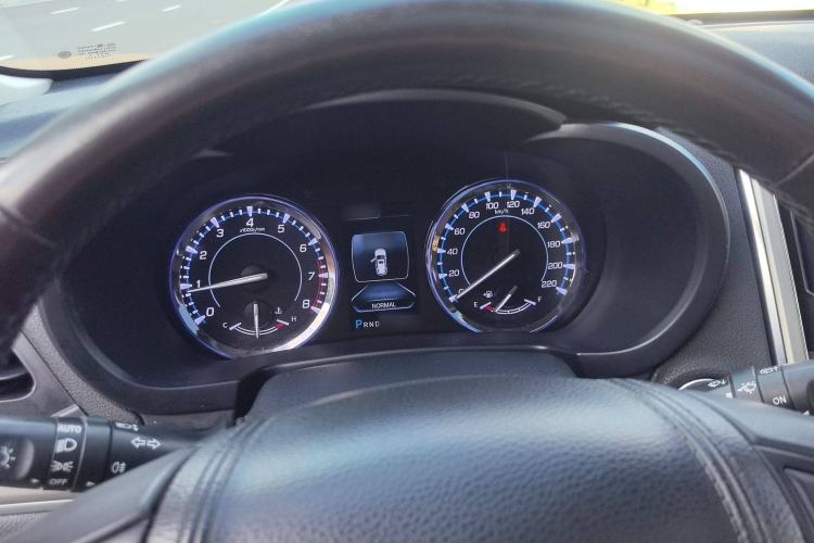Used CHANGAN CS95 2017 2.0T Two-Wheel Drive Zhituo Edition Instrument Cluster