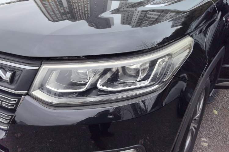 Used CHANGAN CS95 2017 2.0T Two-Wheel Drive Zhituo Edition Left Front Headlight