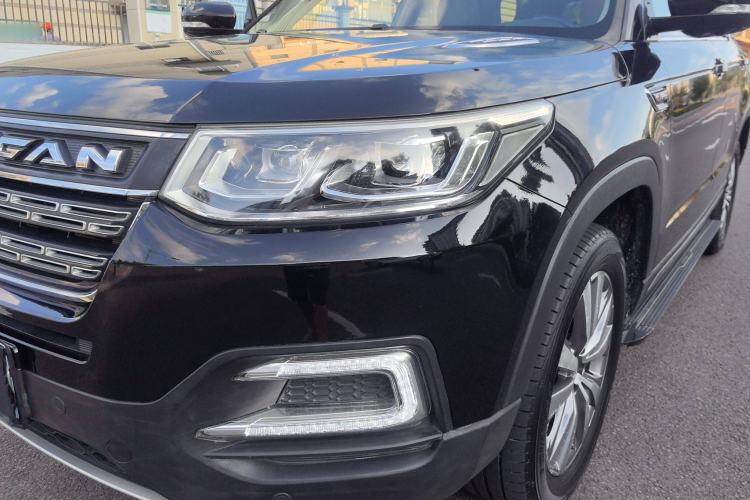 Used CHANGAN CS95 2017 2.0T Two-Wheel Drive Zhituo Edition Left Front Headlight
