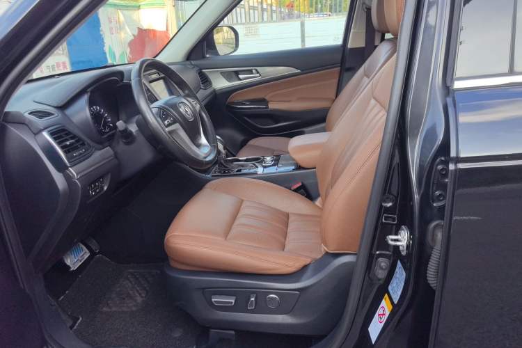 Used CHANGAN CS95 2017 2.0T Two-Wheel Drive Zhituo Edition Left Front Seat