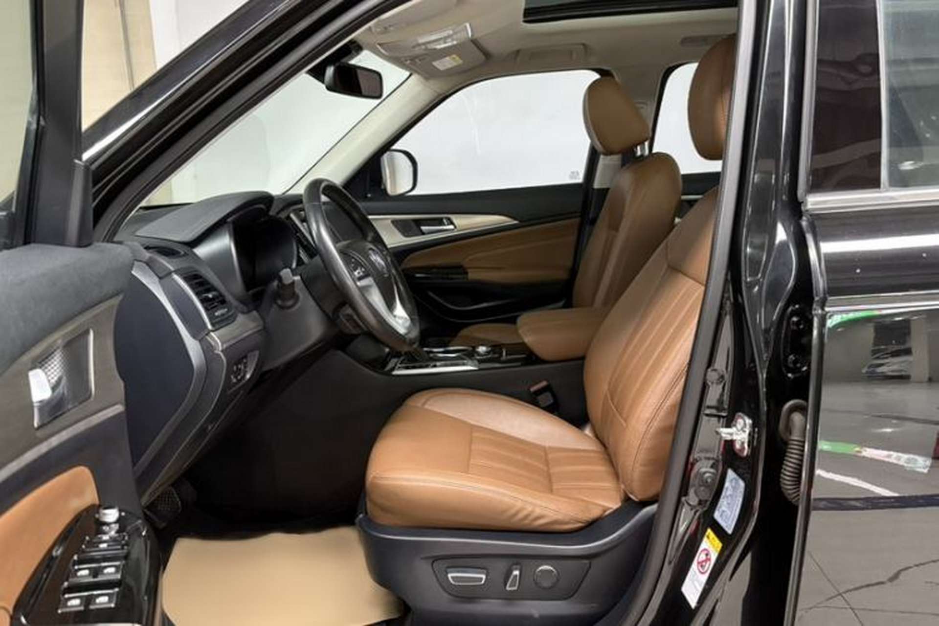 Used CHANGAN CS95 2017 2.0T Two-Wheel Drive Zhitu Edition Left Front Seat