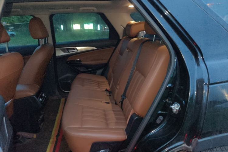Used CHANGAN CS95 2017 2.0T Two-Wheel Drive Zhiyuan Edition Left Rear Seat